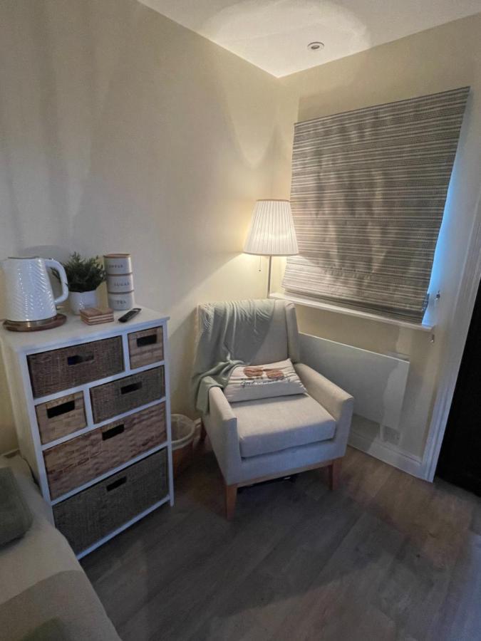 The Cotswold Nook Hotell Dursley Exteriör bild